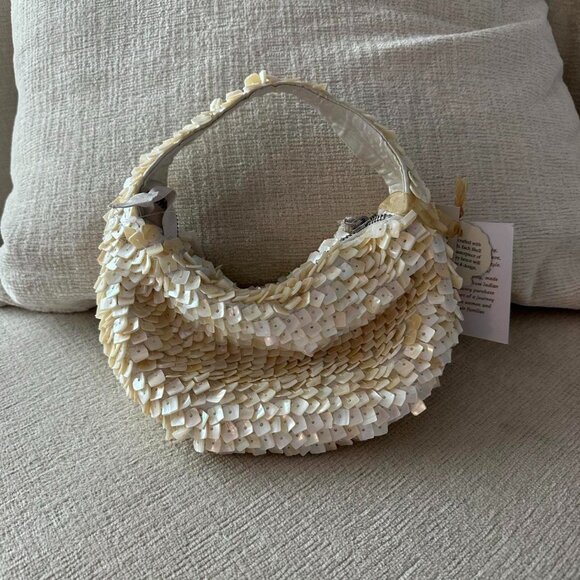 Small Shell Beaded Handbag Purse - Picture 1 of 8